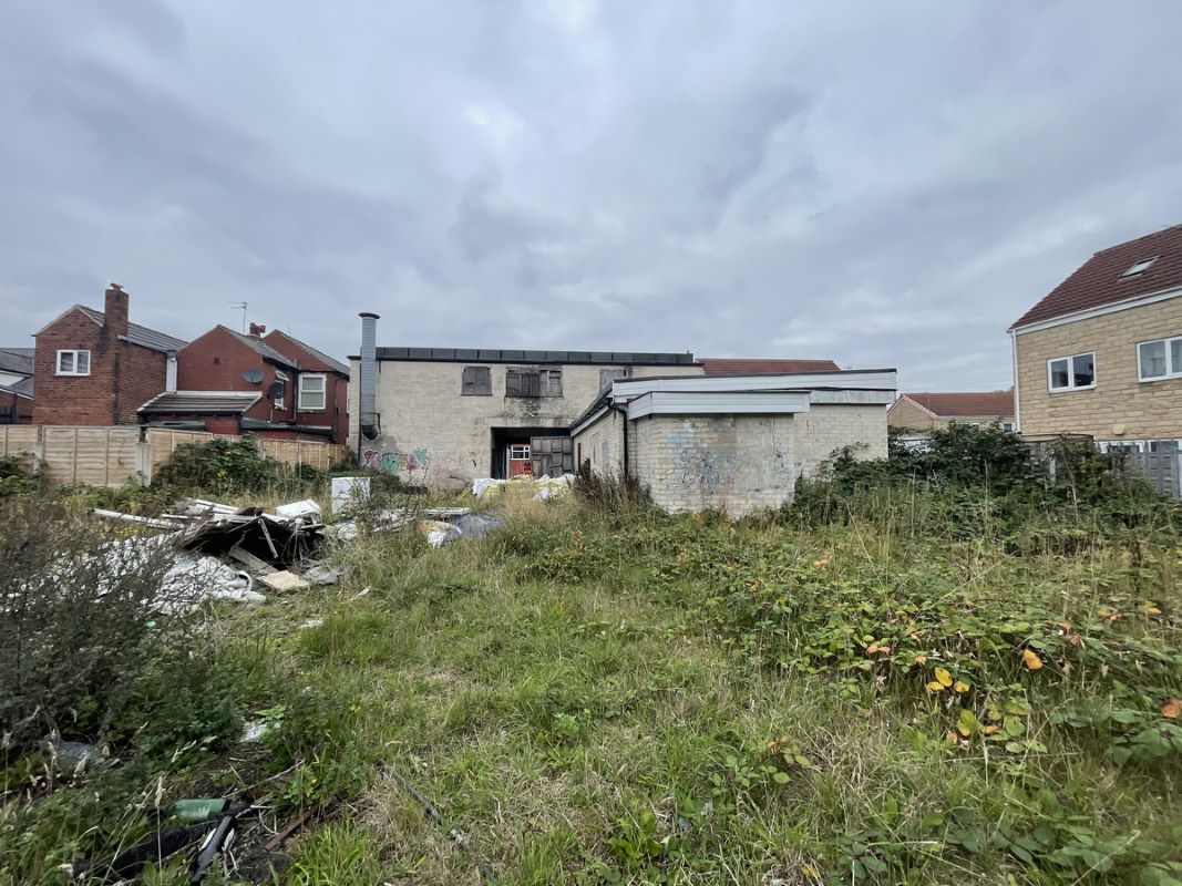 White Apron Street, South Kirkby, Pontefract, West Yorkshire, WF9 3LH