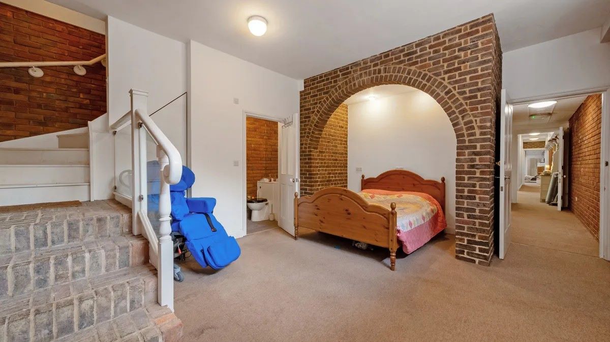 Parker Close, Carshalton, Surrey, SM5 3HF