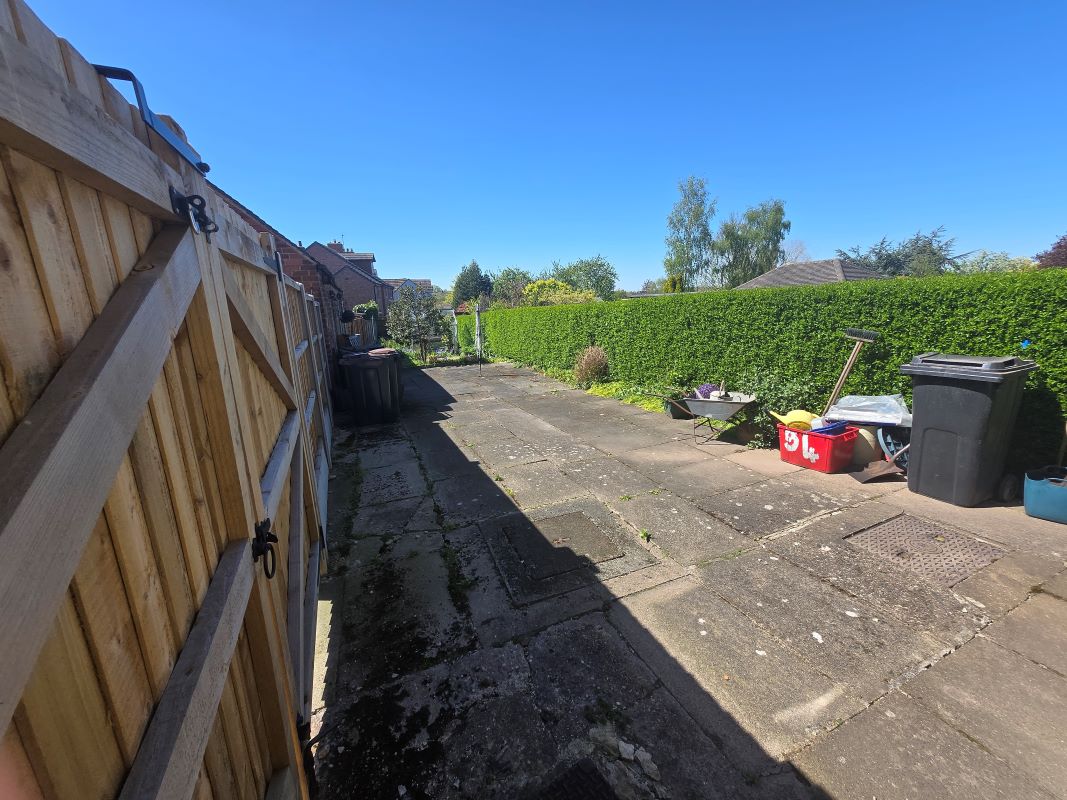 Moira Road, Donisthorpe, Swadlincote, Derbyshire, DE12 7QD