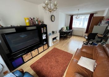 29 Roydene Road, London, SE18 1PZ