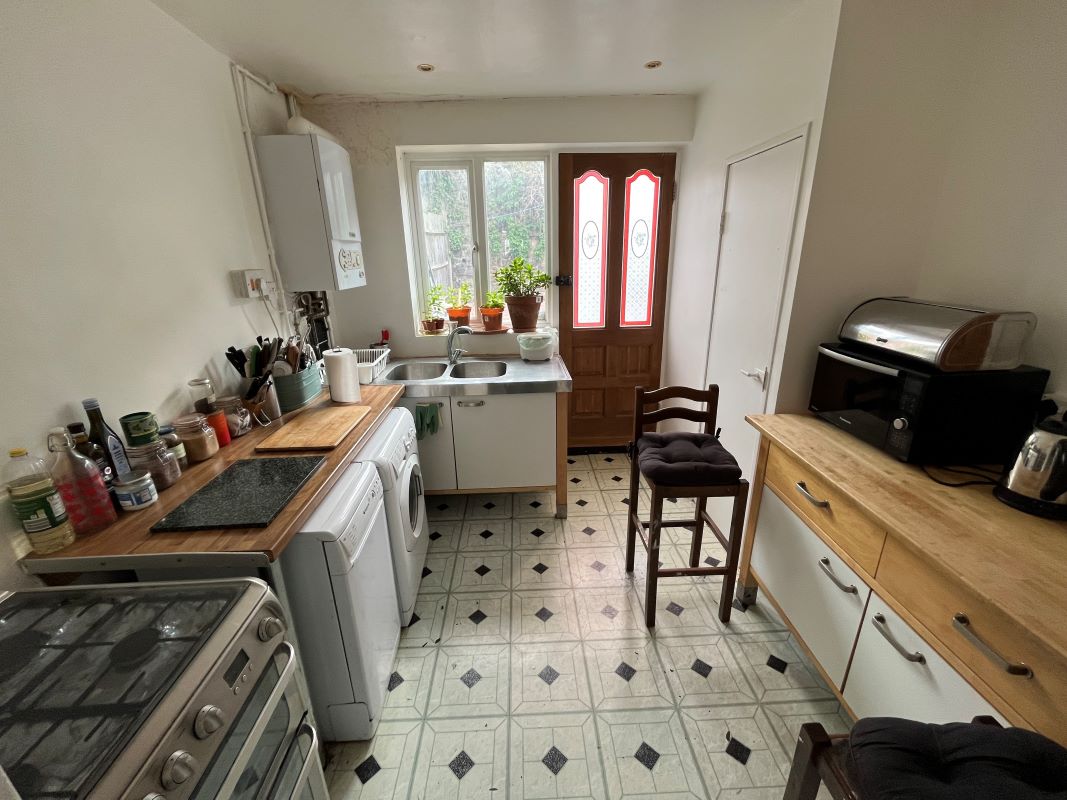 29 Roydene Road, London, SE18 1PZ