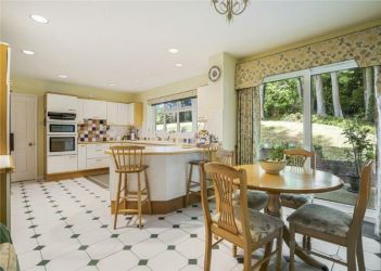 33 Magnolia Dene, Hazlemere, Buckinghamshire, HP15 7QE