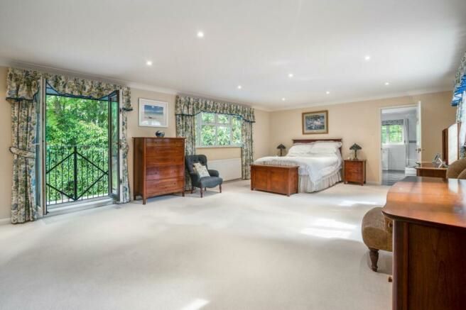 33 Magnolia Dene, Hazlemere, Buckinghamshire, HP15 7QE