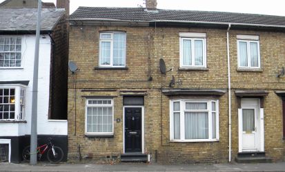 46 Watling Street, Bletchley, Milton Keynes, Buckinghamshire, MK2 2BY