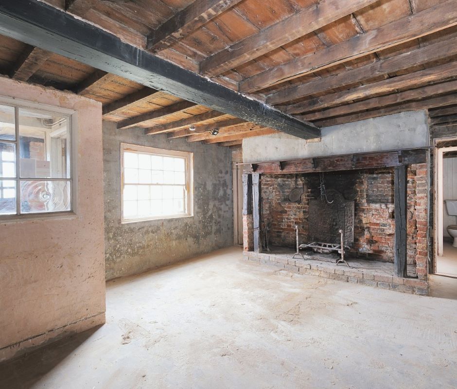 The Crown, 1 The Green, Great Horwood, Milton Keynes, Buckinghamshire, MK17 0RH