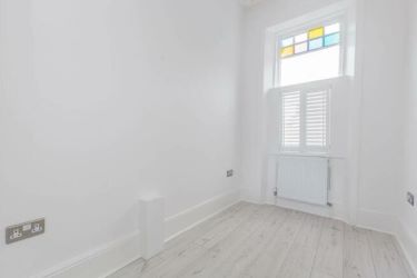 12 Park Avenue, London, N22 7EX