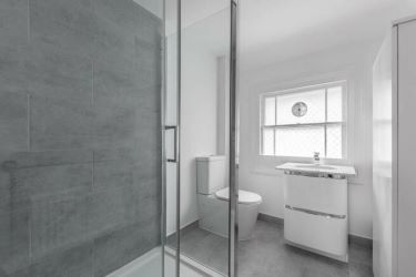 12 Park Avenue, London, N22 7EX