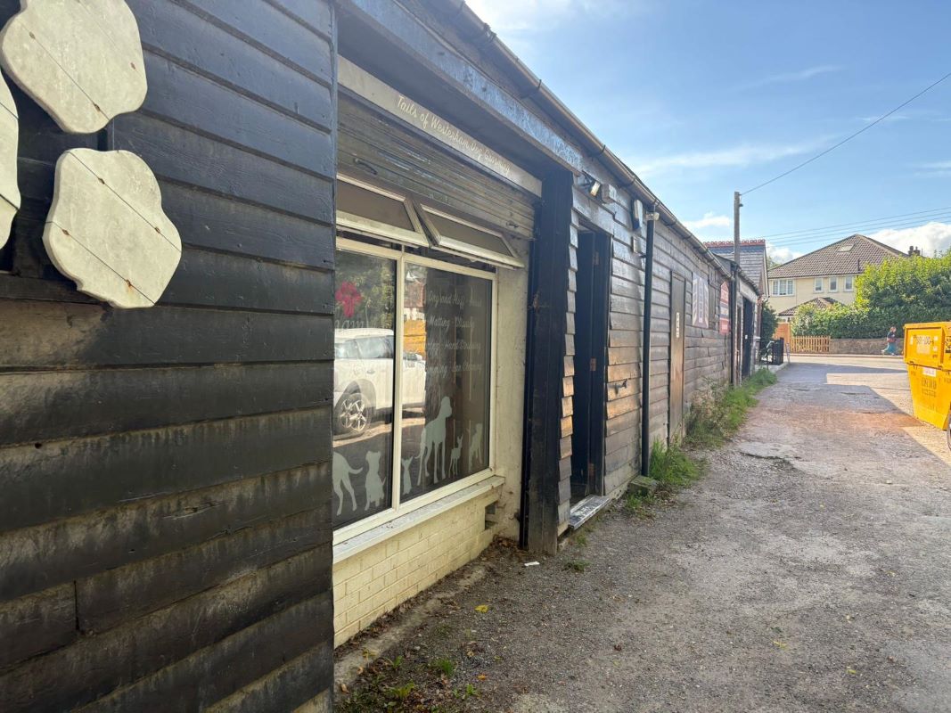 Units 1 - 7 Hortons Way, Westerham, Kent, TN16 1BT