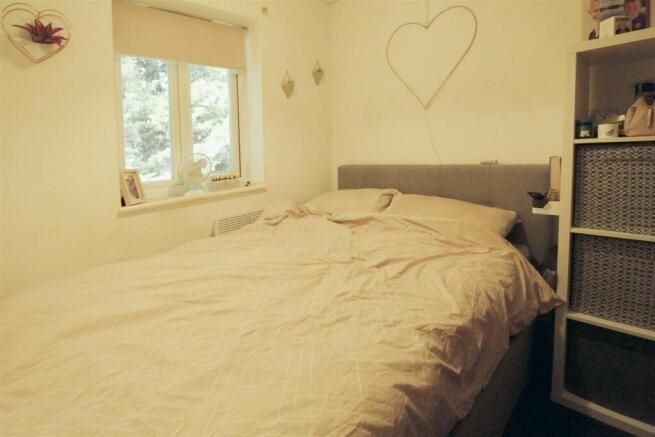 271 Maplin Park, Slough, Berkshire, SL3 8YE