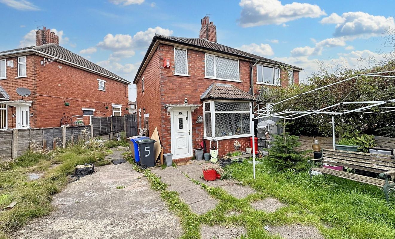 2 Bedroom Semi-Detached Family Home