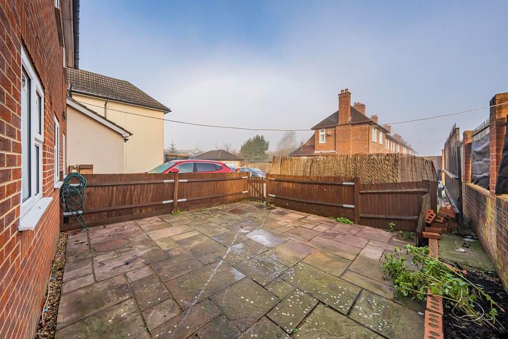 100, 100a, 100b, 100c Pinner Road, Northwood, Middlesex, HA6 1BS