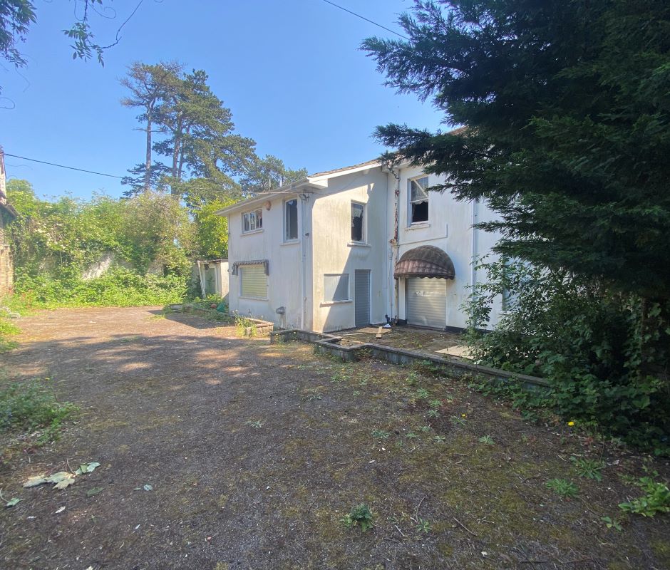 Lot Image