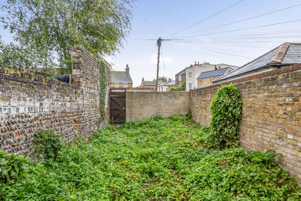 Lot Image