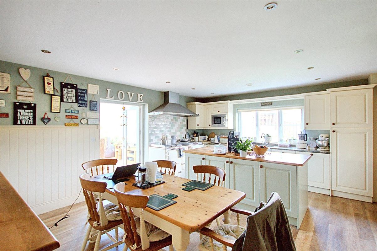 Gorslwyd Farm Sound Healing Retreat Centre, Tanygroes, Cardigan, SA43 2HZ