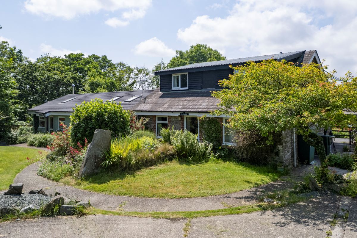 Gorslwyd Farm Sound Healing Retreat Centre, Tanygroes, Cardigan, SA43 2HZ