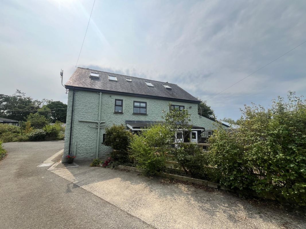 Gorslwyd Farm Sound Healing Retreat Centre, Tanygroes, Cardigan, SA43 2HZ