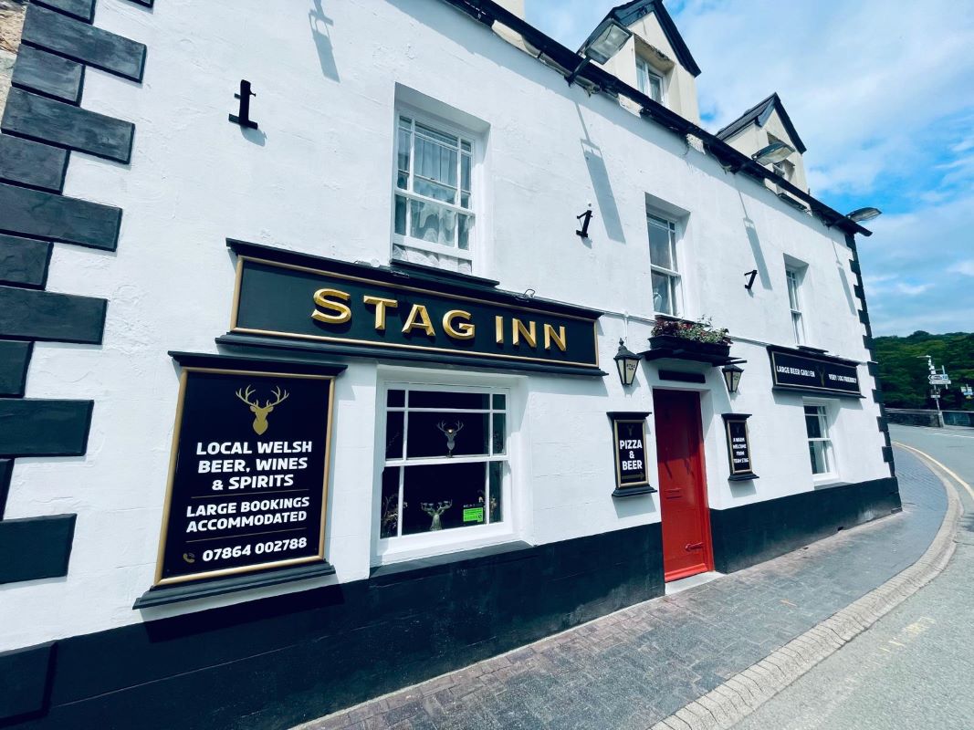 Stag Inn, Bridge Street, Dolgellau, Gwynedd, LL40 1AU