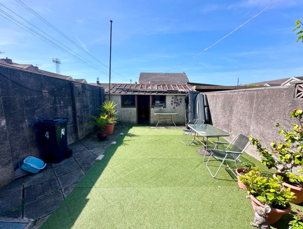 4 Oakwood Place, Port Talbot, SA13 1BB