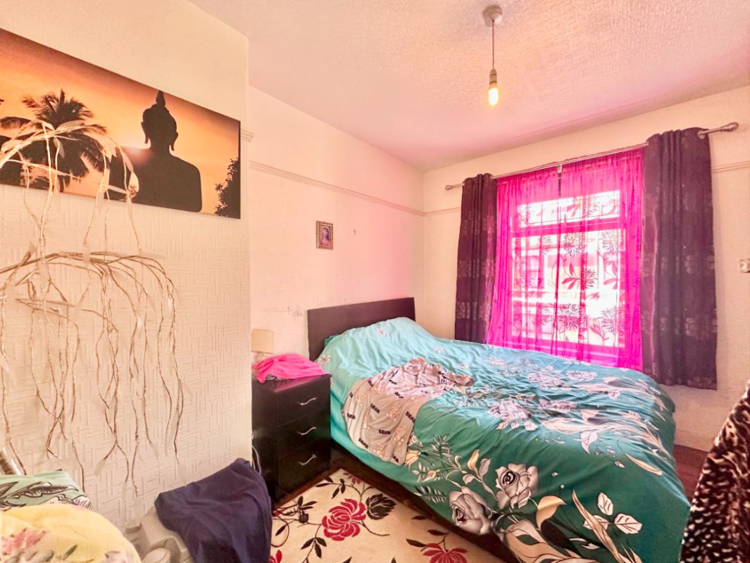 4 Oakwood Place, Port Talbot, SA13 1BB