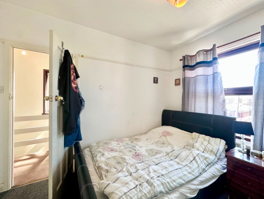 4 Oakwood Place, Port Talbot, SA13 1BB