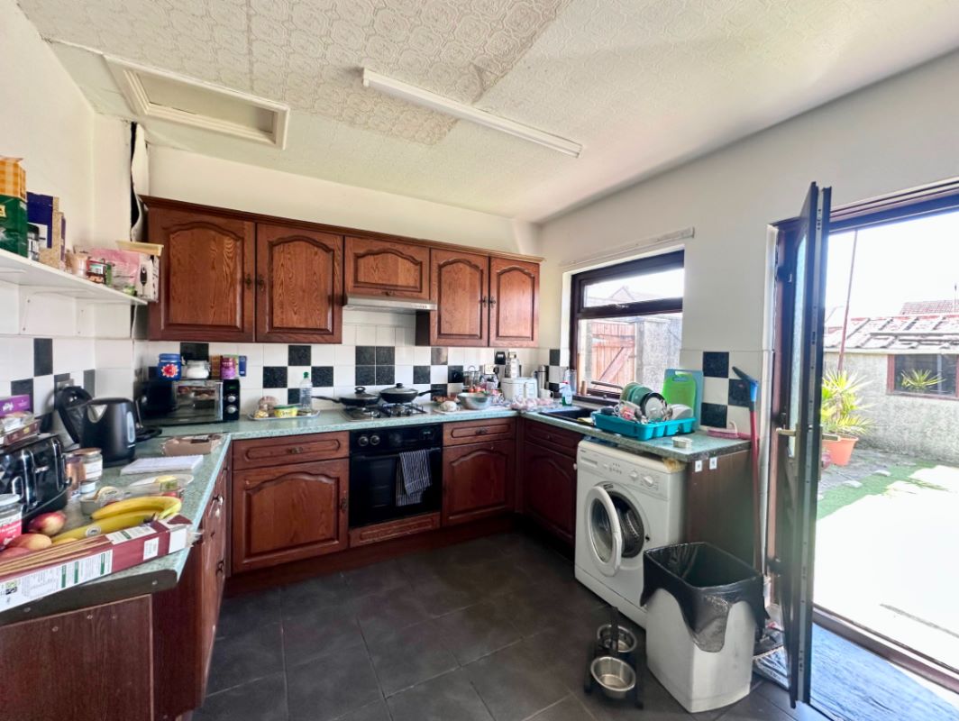 4 Oakwood Place, Port Talbot, SA13 1BB