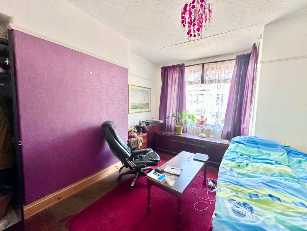 4 Oakwood Place, Port Talbot, SA13 1BB