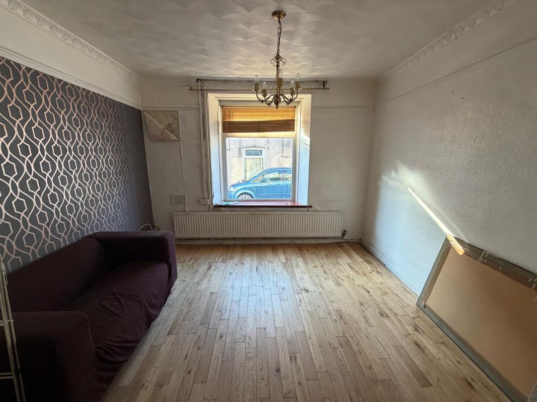 23 John Street, Porth, CF39 9SD