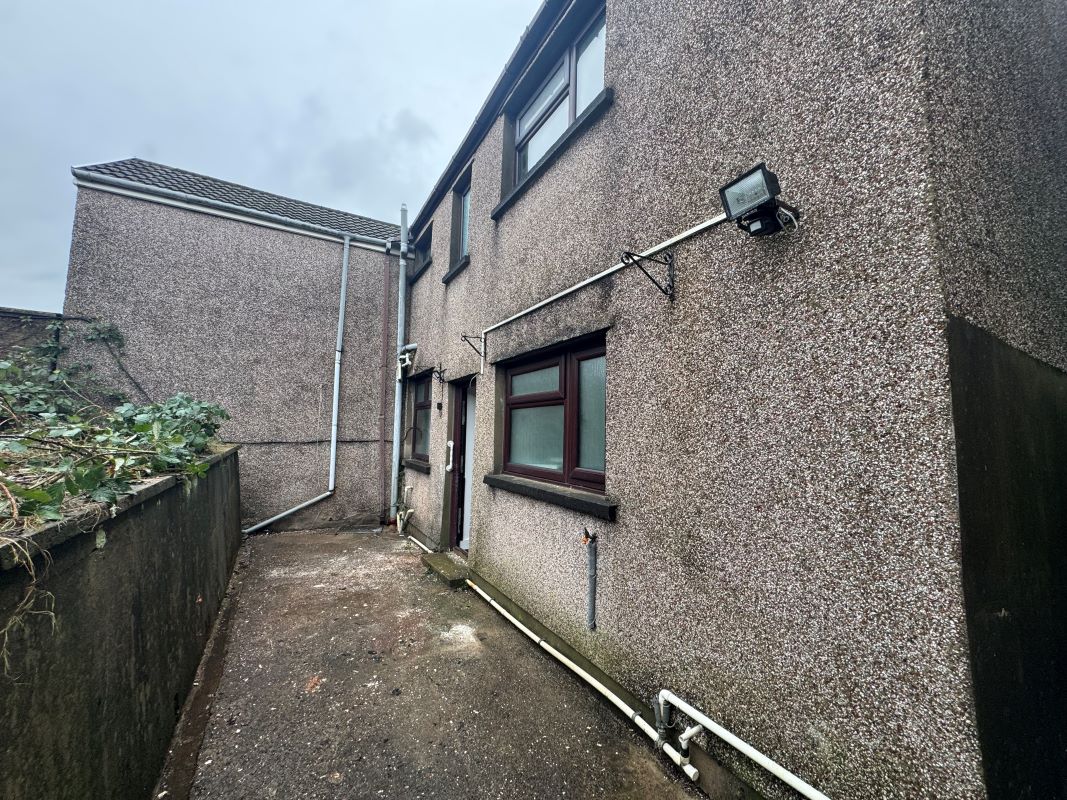 195 High Street, Porth, Rhondda Cynon Taf, CF39 9AW