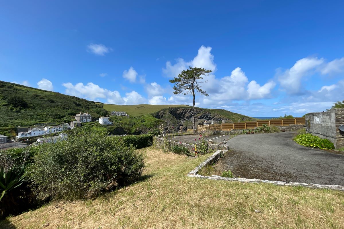 The Old Vicarage, 2 Trewetha Lane, Port Isaac, Cornwall, PL29 3RN