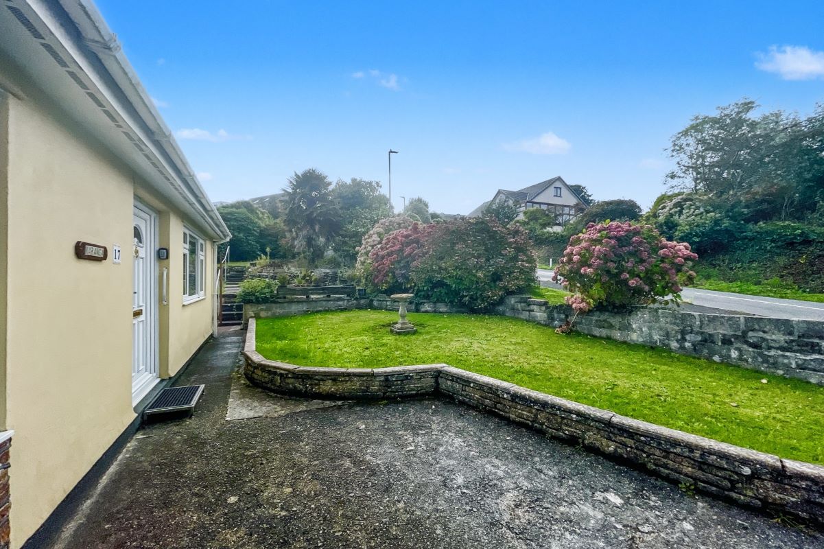 17 Merritts Hill, Illogan, Redruth, Cornwall, TR16 4HD