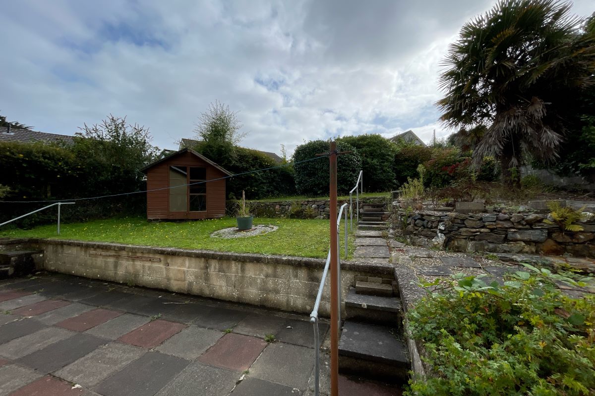 17 Merritts Hill, Illogan, Redruth, Cornwall, TR16 4HD