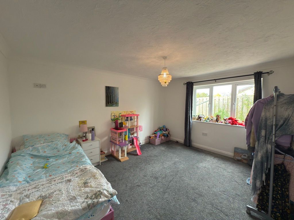 12 Palm Drive, St. Merryn, Padstow, Cornwall, PL28 8FG