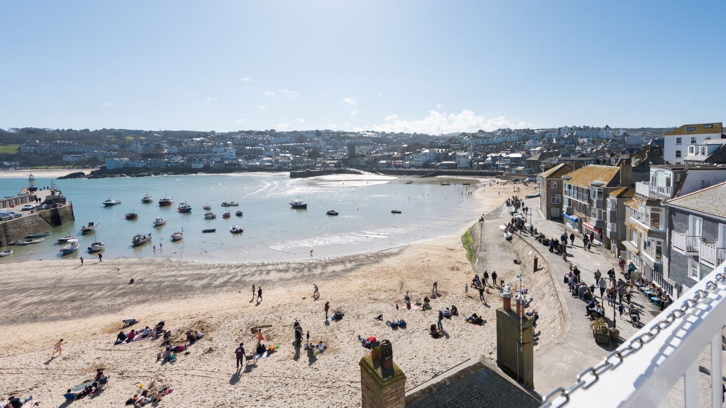 Flat 6 Sunnyside, Back Road East, St. Ives, Cornwall, TR26 1PE