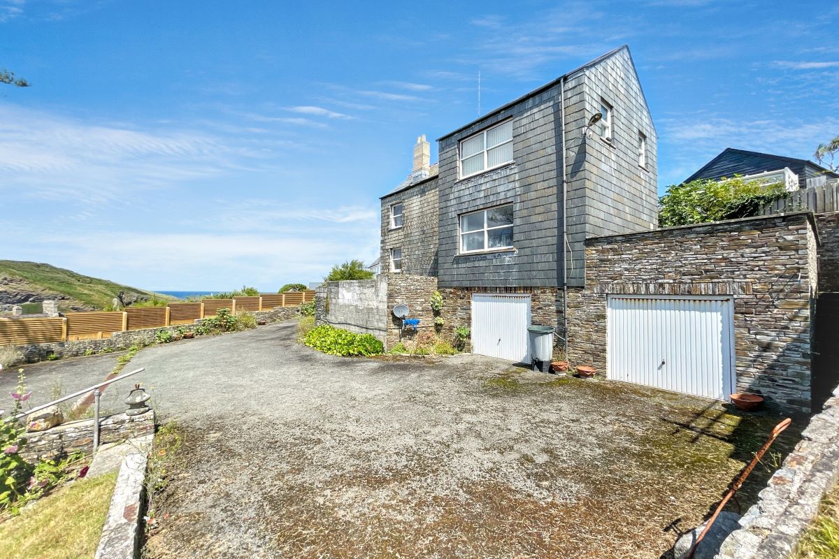 The Old Vicarage, 2 Trewetha Lane, Port Isaac, Cornwall, PL29 3RN