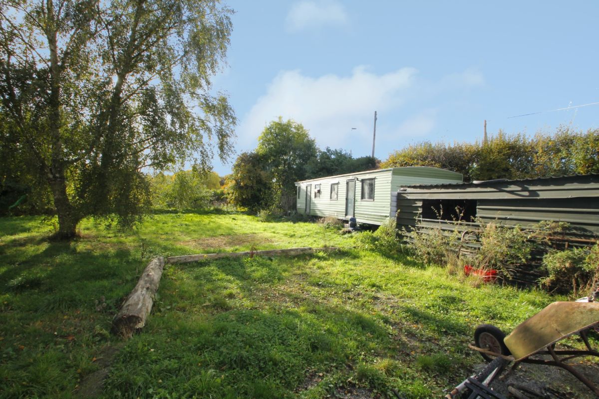 1 Brook Cottages, Trewern, Welshpool, Powys, SY21 8DU