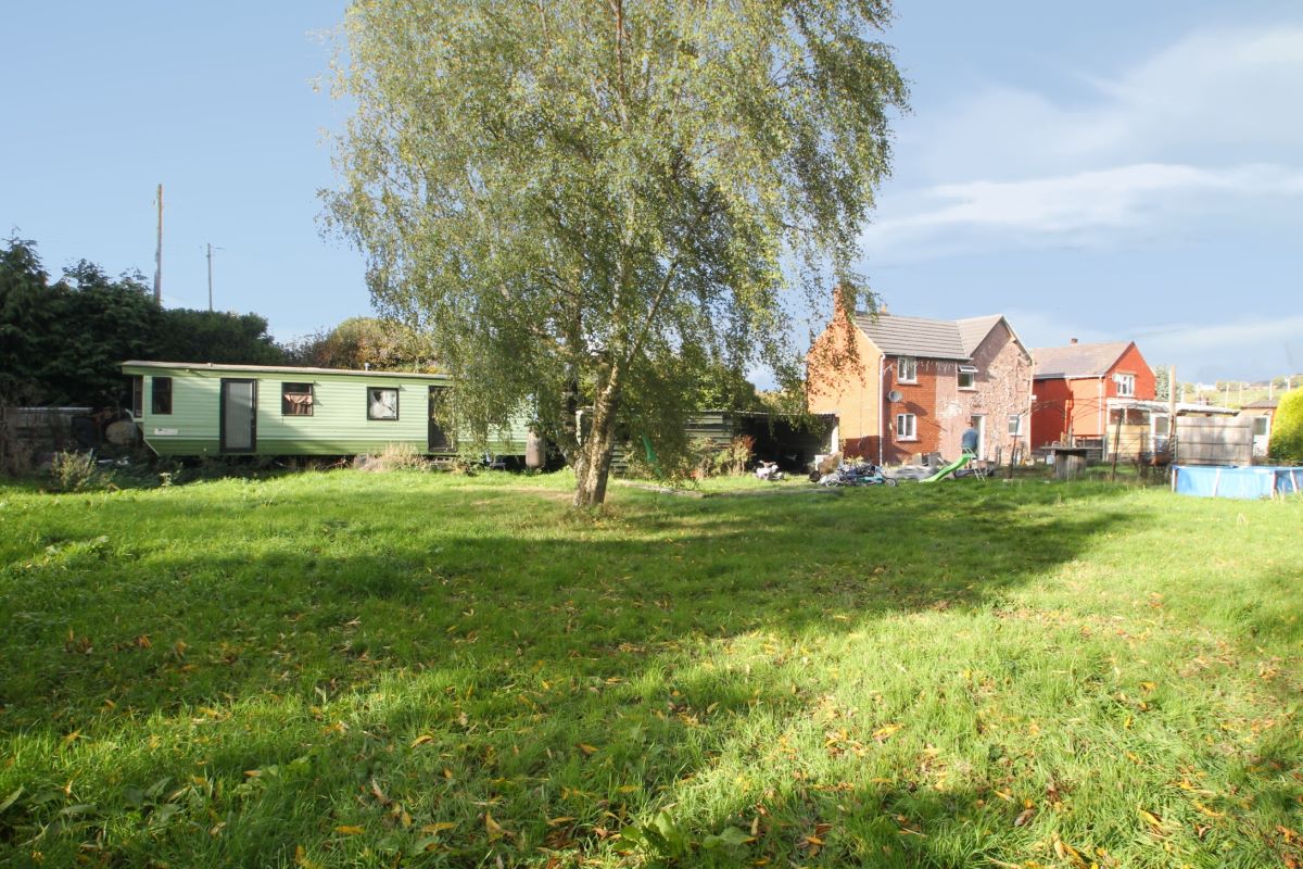 1 Brook Cottages, Trewern, Welshpool, Powys, SY21 8DU