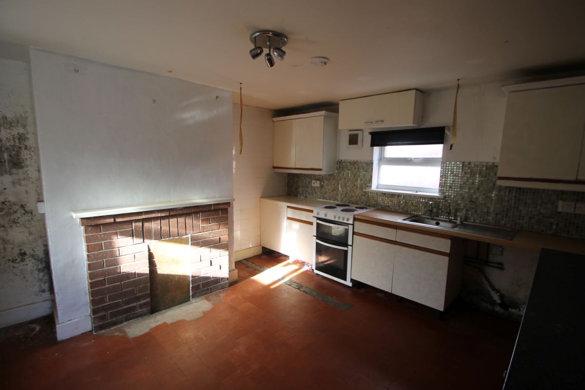 1 Brook Cottages, Trewern, Welshpool, Powys, SY21 8DU