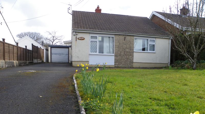 Avalon, Bolahaul Road, Cwmffrwd, Carmarthen, SA31 2LW