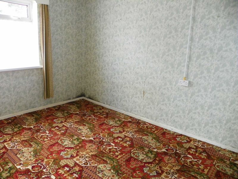 Avalon, Bolahaul Road, Cwmffrwd, Carmarthen, SA31 2LW