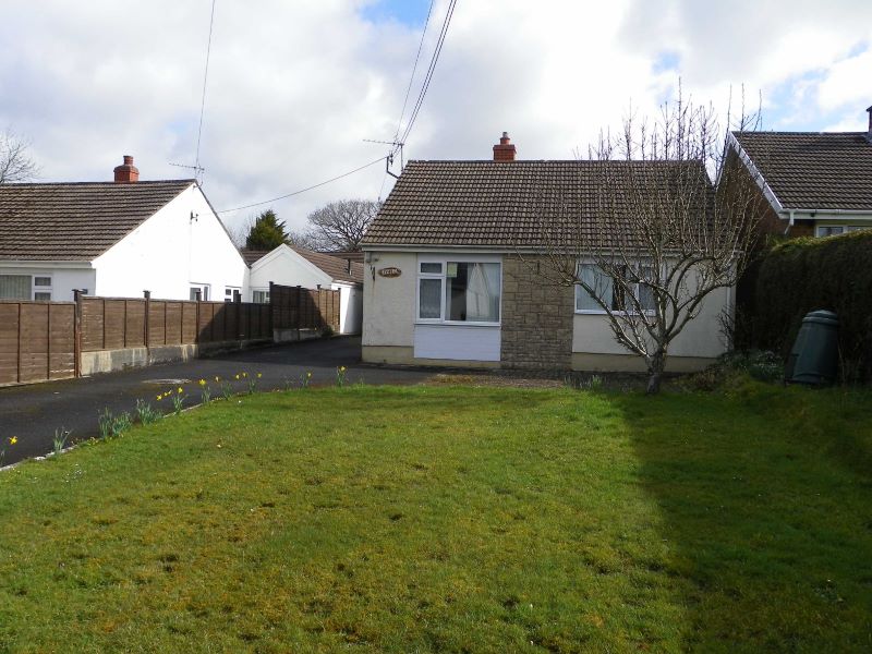 Avalon, Bolahaul Road, Cwmffrwd, Carmarthen, SA31 2LW