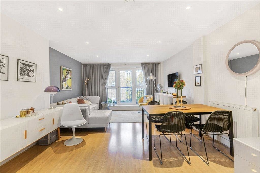 Flat 27 154 Goswell Road, LONDON, EC1V 7DX