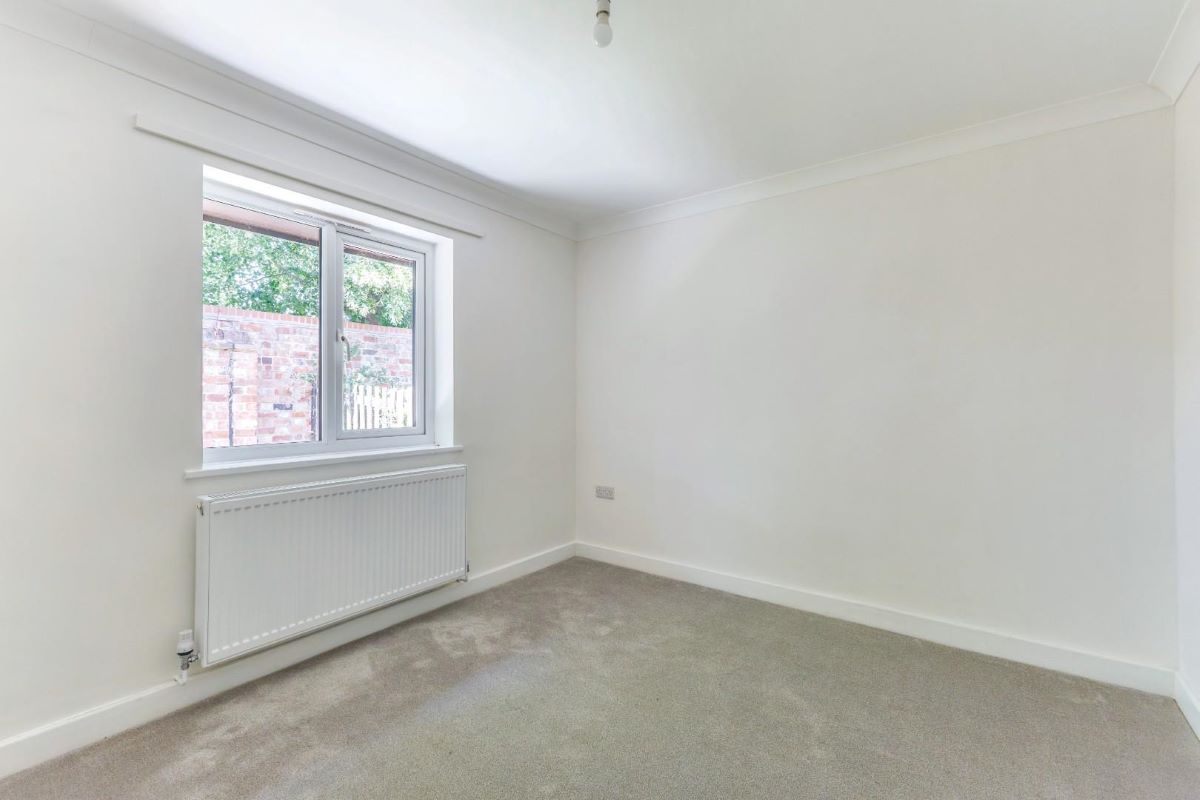 Tiddington Court, Knights Lane, Tiddington, Stratford-upon-Avon, Warwickshire, CV37 7BP