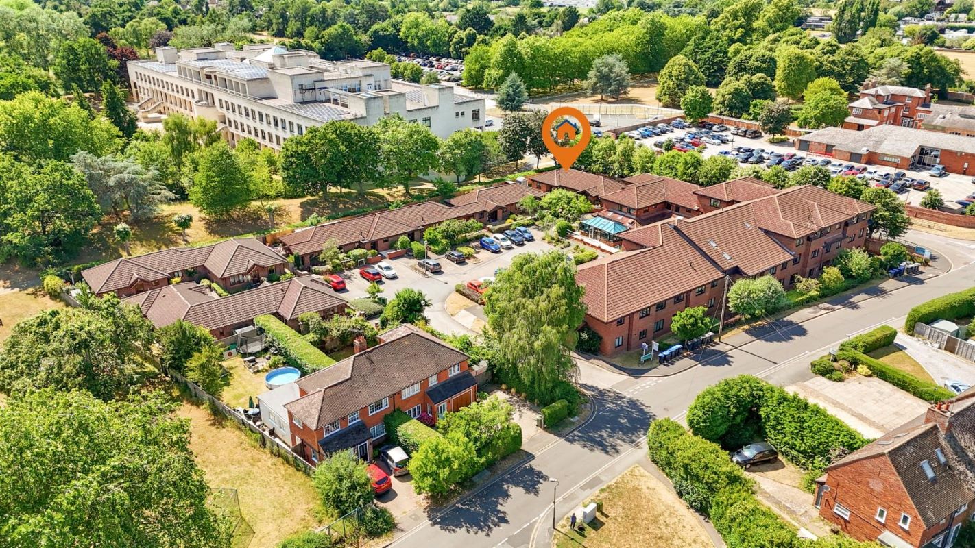 Tiddington Court, Knights Lane, Tiddington, Stratford-upon-Avon, Warwickshire, CV37 7BP