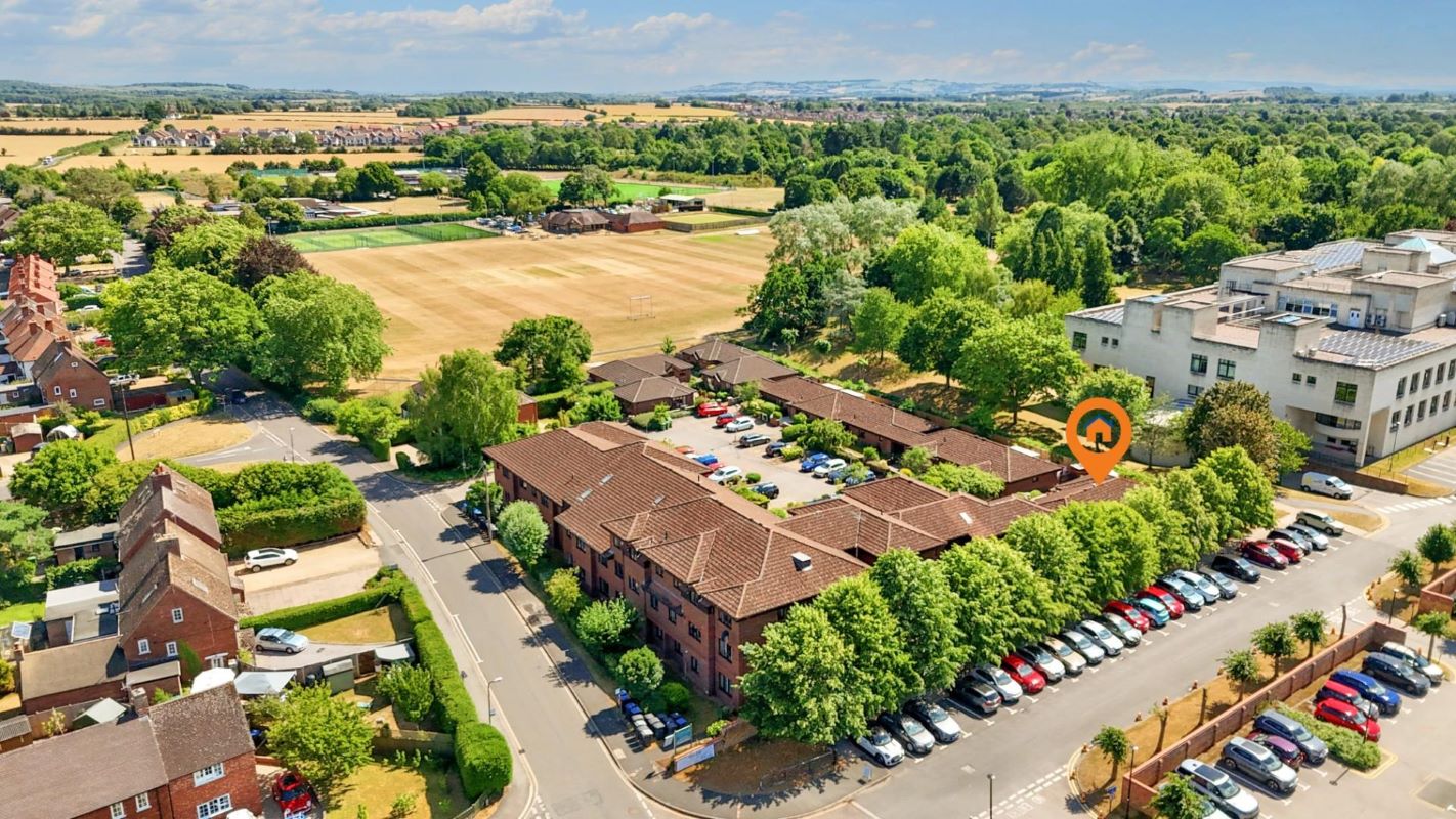 Tiddington Court, Knights Lane, Tiddington, Stratford-upon-Avon, Warwickshire, CV37 7BP