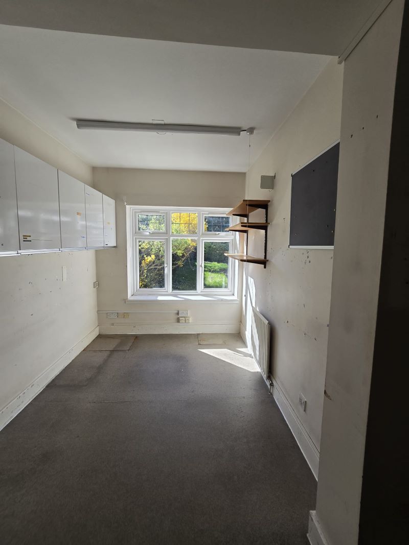 20 Derwent Crescent, Whetstone, London, N20 0QQ