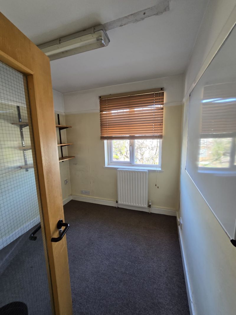 20 Derwent Crescent, Whetstone, London, N20 0QQ