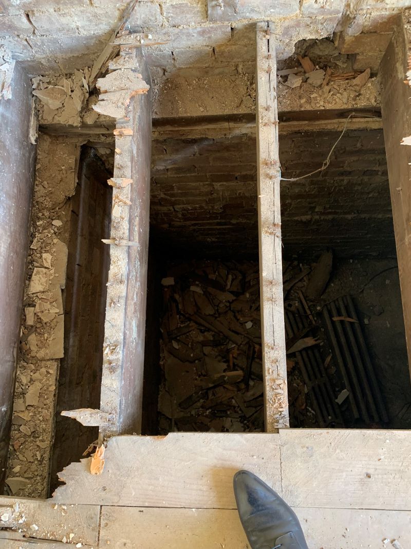 95 West Heath Road, West Hampstead, London, NW3 7TN