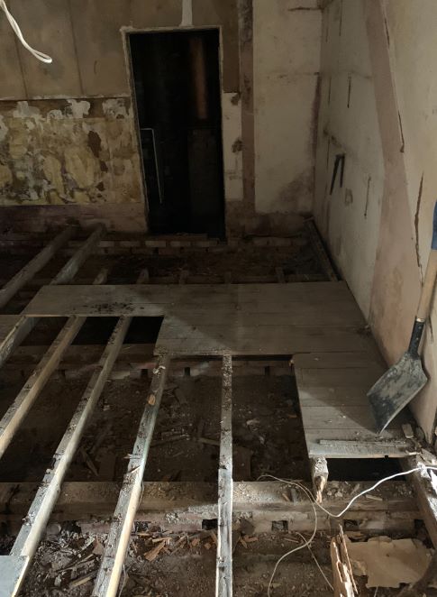 95 West Heath Road, West Hampstead, London, NW3 7TN