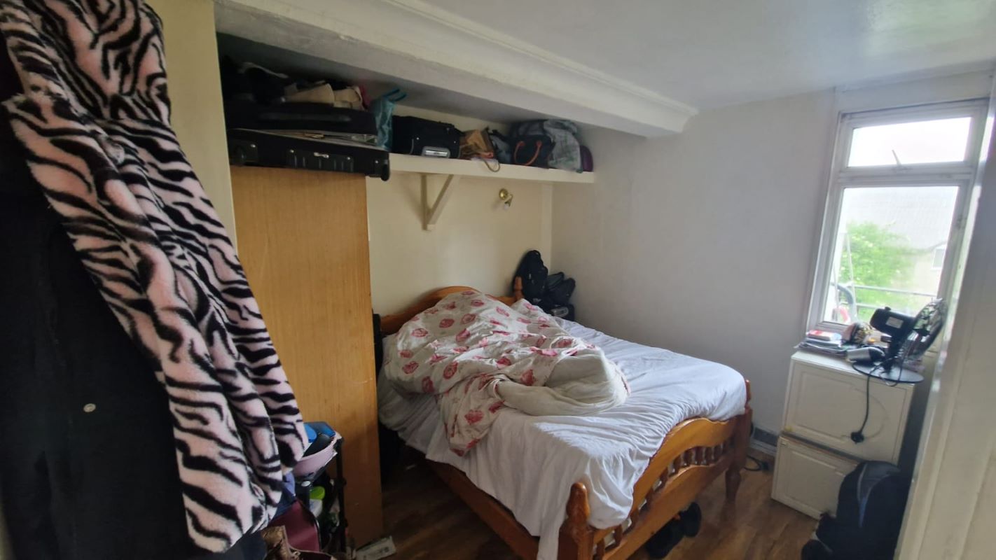 149 Nye Bevan Estate, Hackney — photo 4 of 11