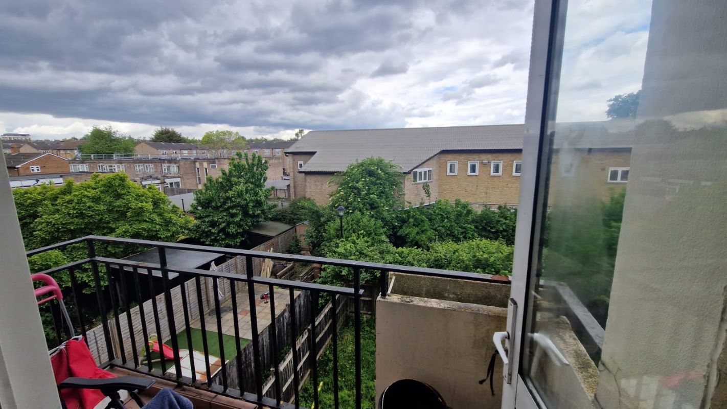 149 Nye Bevan Estate, Hackney — photo 5 of 11